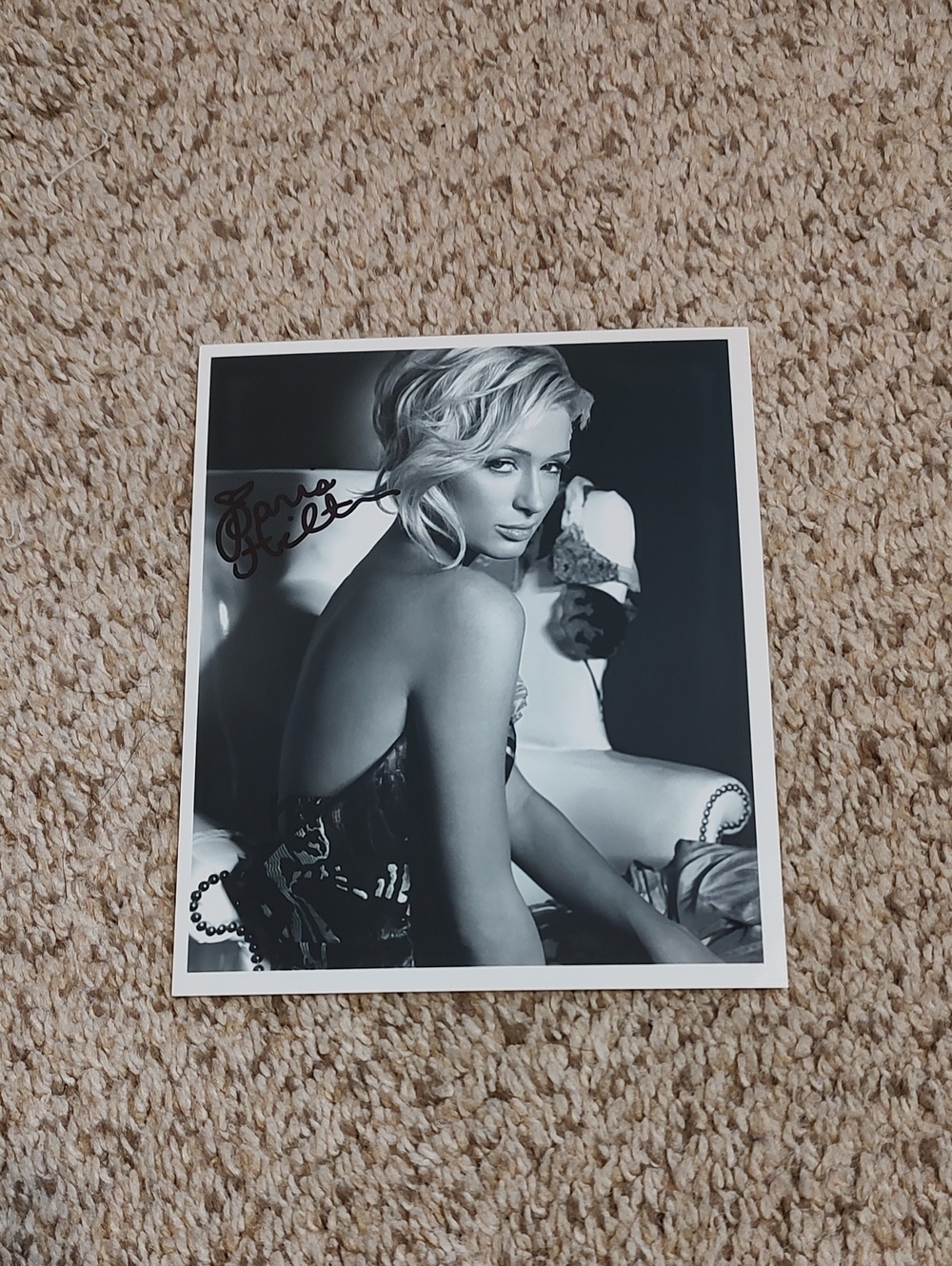 PARIS HILTON Signed Autographed Photo